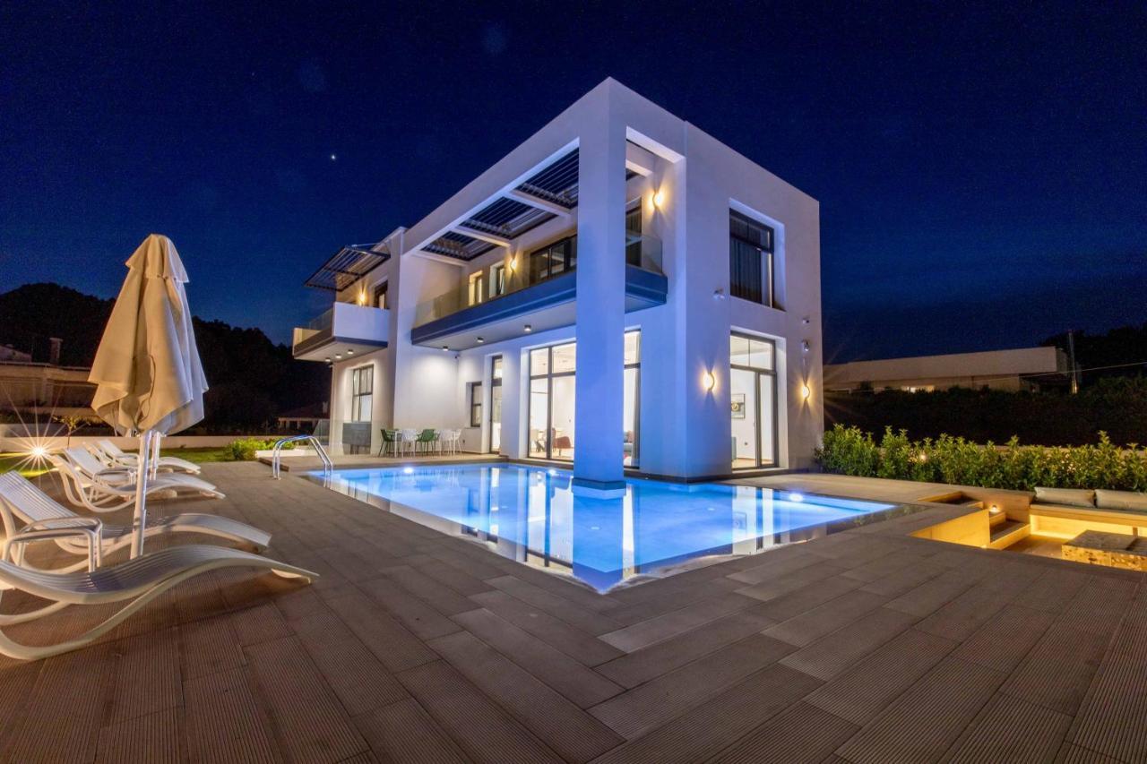 Armonia Luxury Villa イアリソス エクステリア 写真