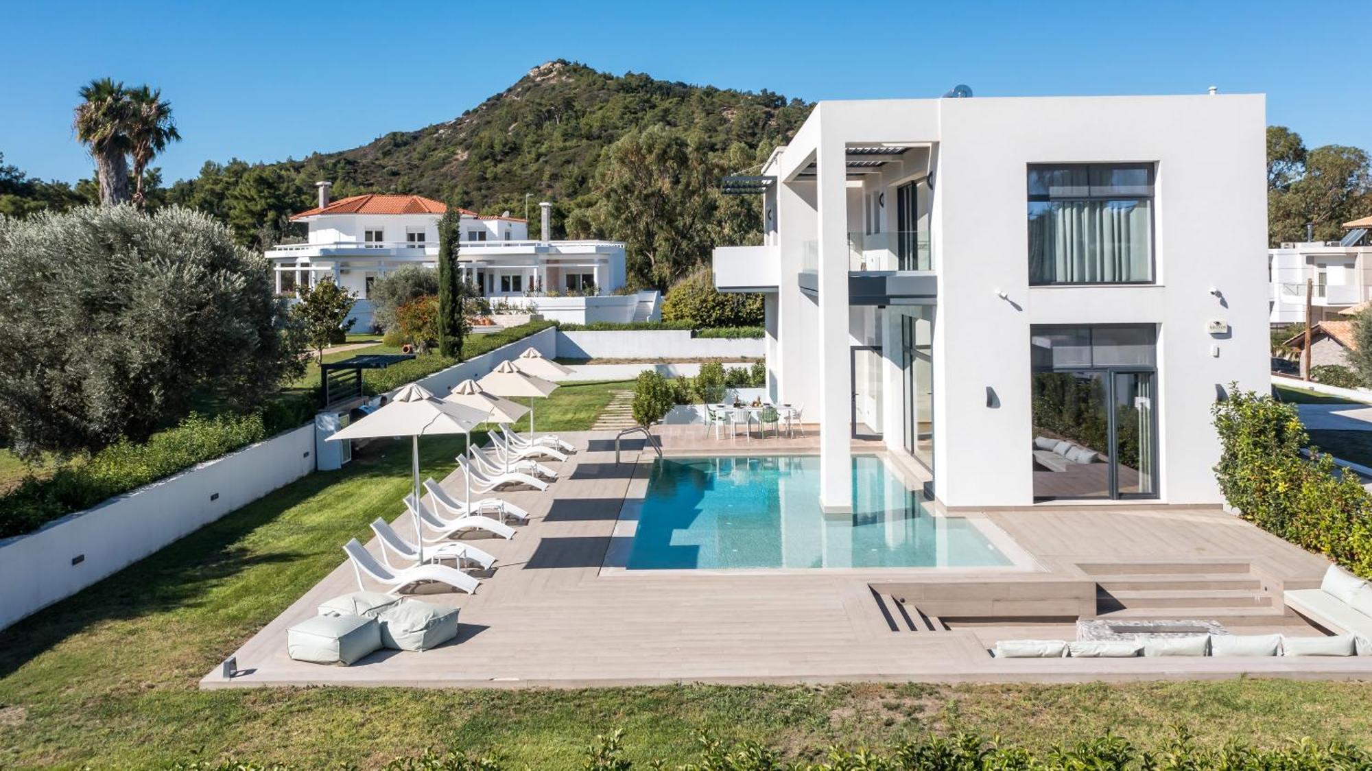 Armonia Luxury Villa イアリソス エクステリア 写真