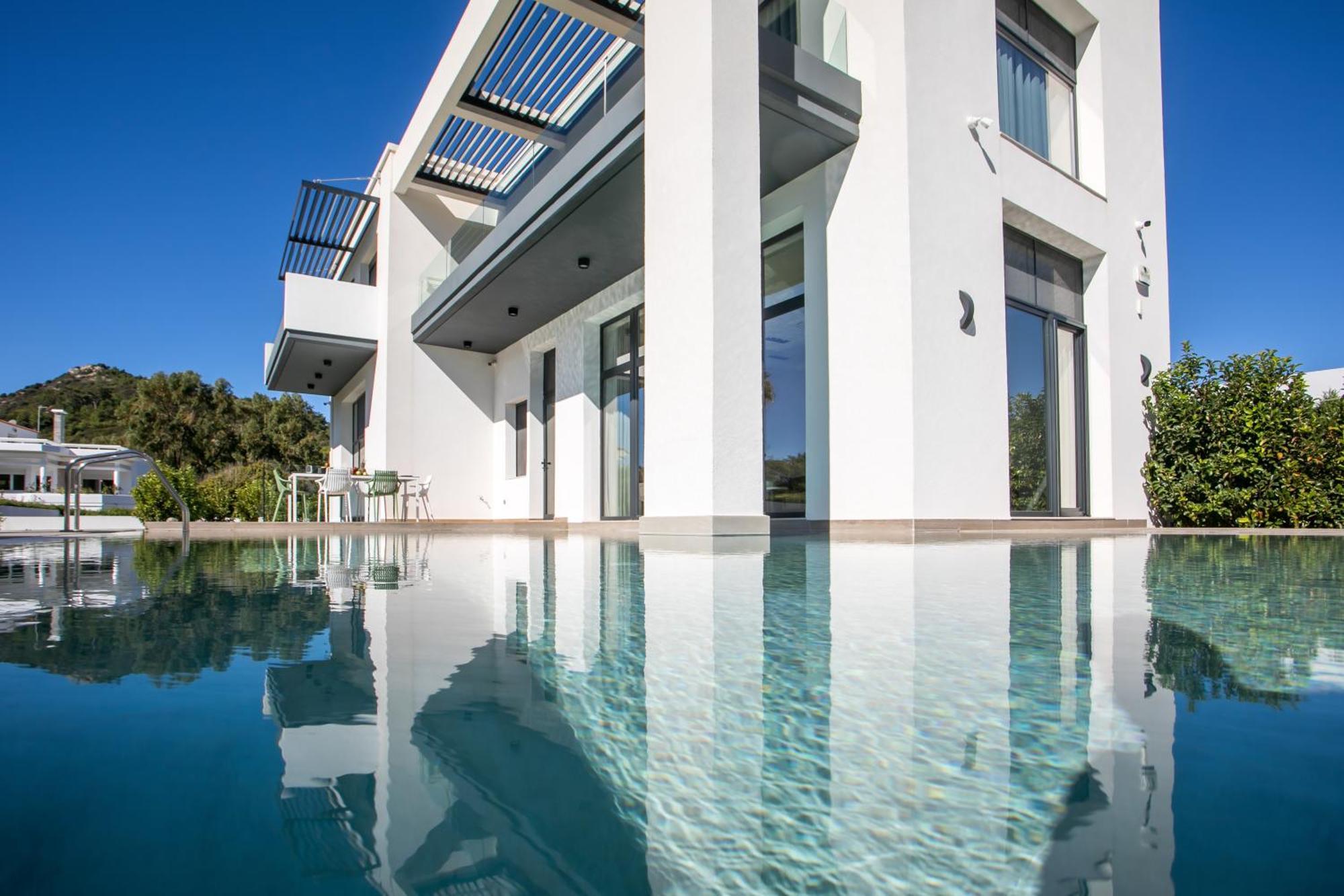 Armonia Luxury Villa イアリソス エクステリア 写真